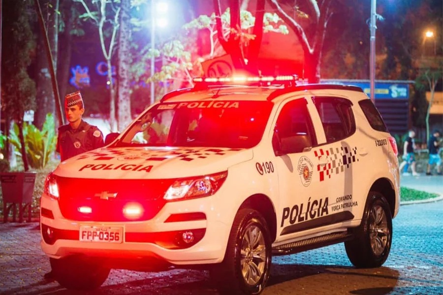 Madrasta é presa por “vender” enteada para abusos sexuais do ex-marido Madrasta é presa por “vender” enteada para abusos sexuais do ex-marido