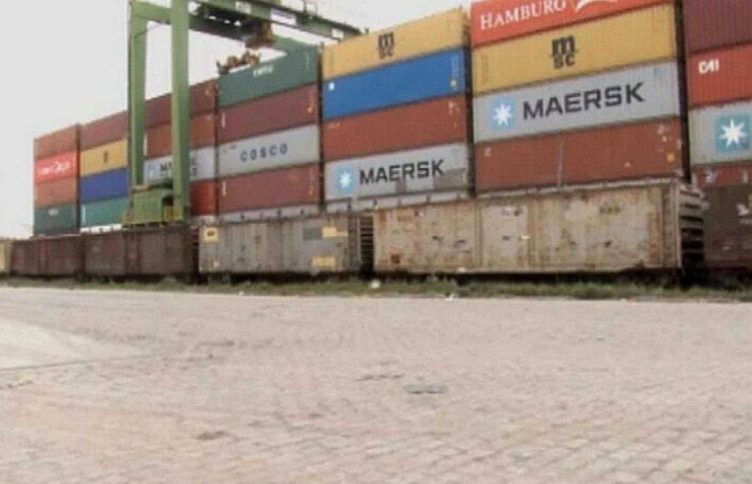 Governo mantém imposto de importação zero para 105 bens não produzidos no País e recua em 15 itens