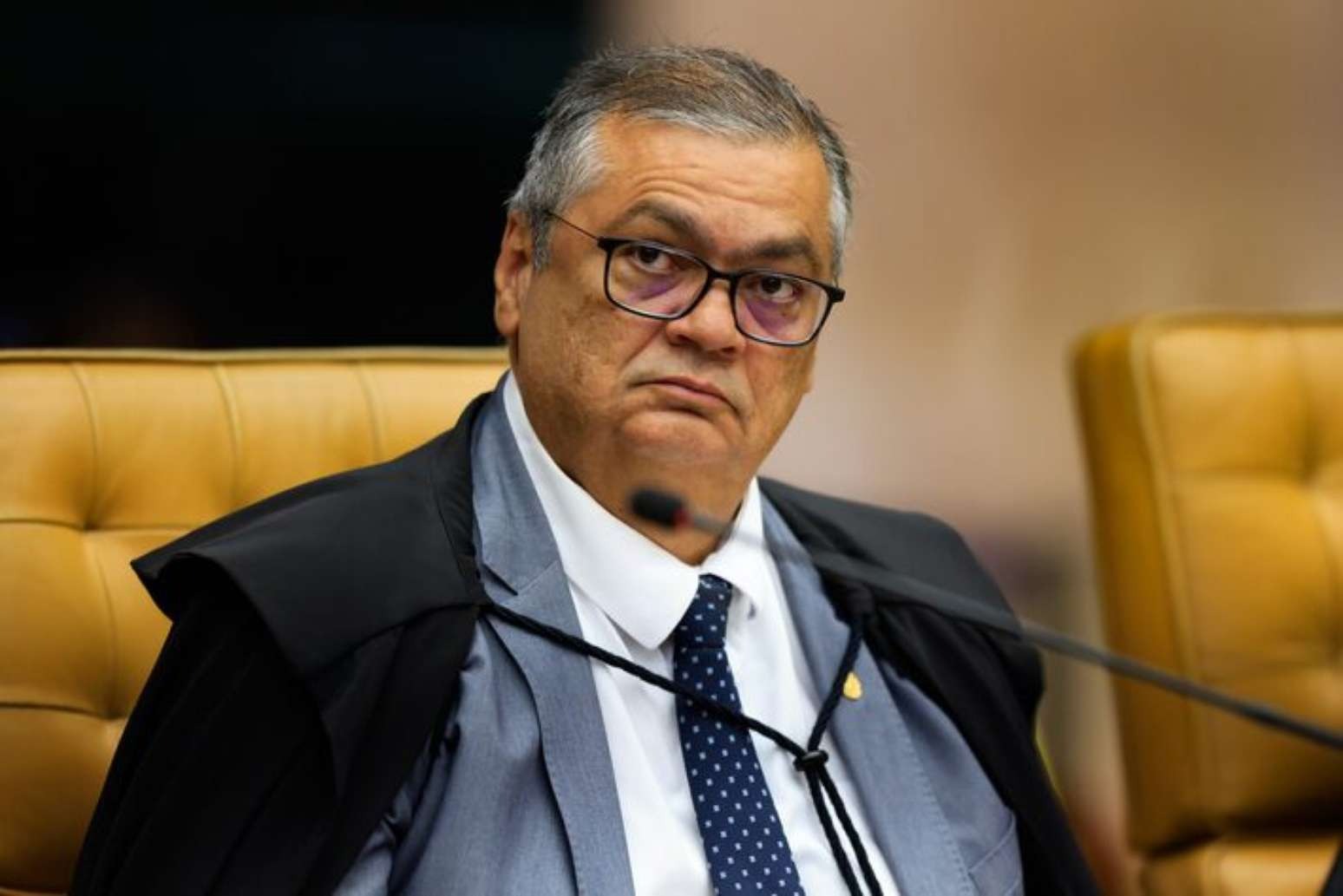 STF decide esta semana sobre liminar de Dino que suspendeu 'penduricalhos' no serviço público