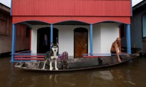 Enchentes nos rios amazônicos afetam 35 cidades; 173 mil famílias estão sob monitoramento
