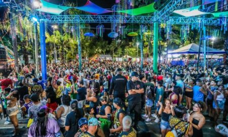 Carnaval de Rio Branco segue neste sábado com escolha da realeza gay e trans