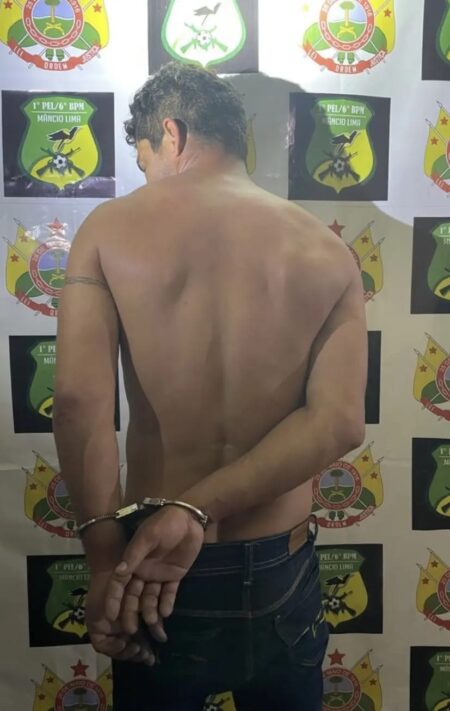 Homem tenta agredir ex-namorada grávida e é preso com R$ 12,4 mil em espécie em Mâncio Lima