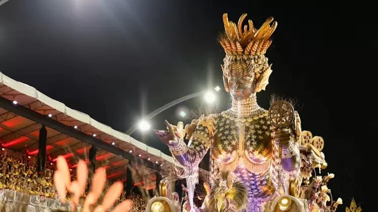 Homenagem a Léa Garcia leva Mocidade Alegre ao 13º título do Carnaval de São Paulo