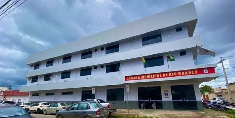 Mudanças em gabinetes parlamentares: Câmara de Rio Branco divulga exonerações e nomeações