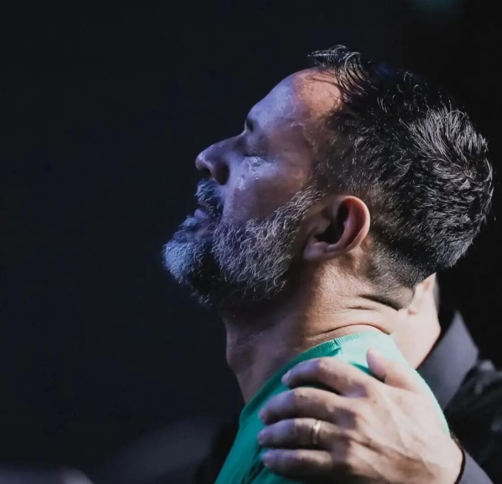 “Quando as forças acabam, a graça permanece”, diz pastor Marquinhos Bombeiro após morte de Júnior Silva
