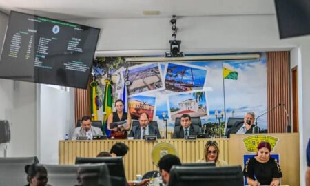 Vereadores fixam emendas em 1,55% da RCL e aprovam pacote de projetos sociais Vereadores fixam emendas em 1,55% da RCL e aprovam pacote de projetos sociais