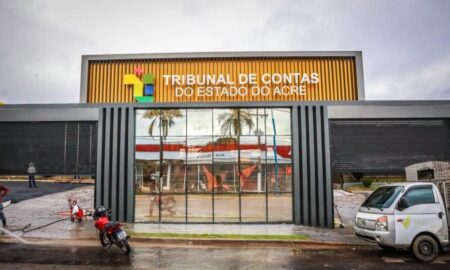 TCE-AC registra preços de R$ 215 mil para serviços gráficos; contrato tem validade de um ano