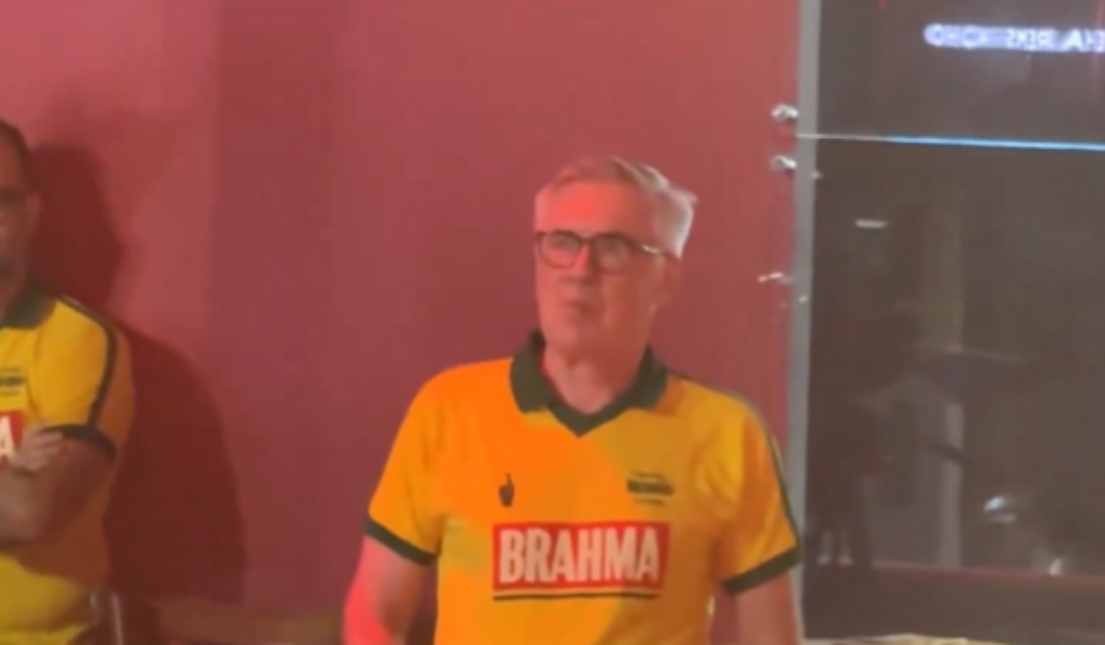 Em Salvador, Léo Santana faz pedido para Ancelotti: ‘Coloca o Neymar nessa Seleção’ Em Salvador, Léo Santana faz pedido para Ancelotti: ‘Coloca o Neymar nessa Seleção’