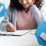 Últimos dias para inscrições em concurso da Prefeitura com 657 vagas e salários de até R$ 12,1 mil