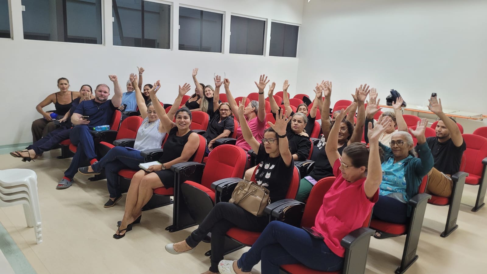 Servidores do Hospital Raimundo Chaar demonstram preocupação com possível terceirização da unidade Servidores do Hospital Raimundo Chaar demonstram preocupação com possível terceirização da unidade