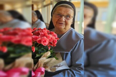 Homem que matou freira de 82 anos diz que “ouviu vozes” antes do crime