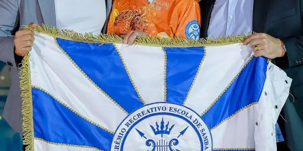 Mãe de Lula é tema do samba-enredo da Acadêmicos de Niterói