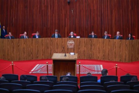 Eleições: Cármen pede que partidos atuem no “ambiente da legalidade”