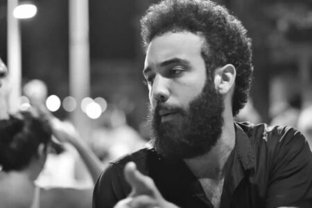 Morre o músico, poeta e artista visual Tiago West