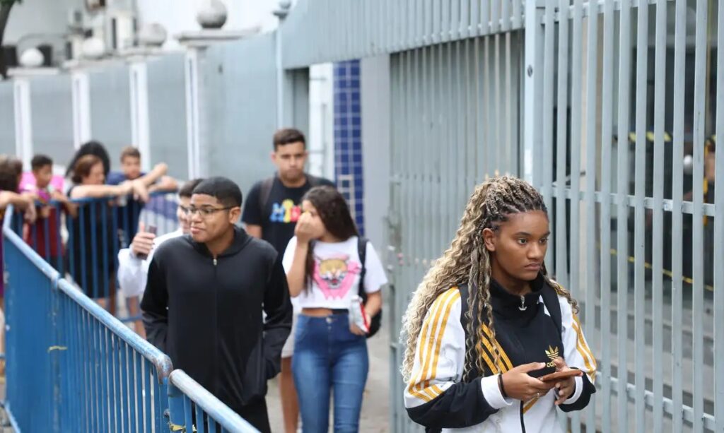 Fies: pré-selecionados devem complementar inscrição até esta terça