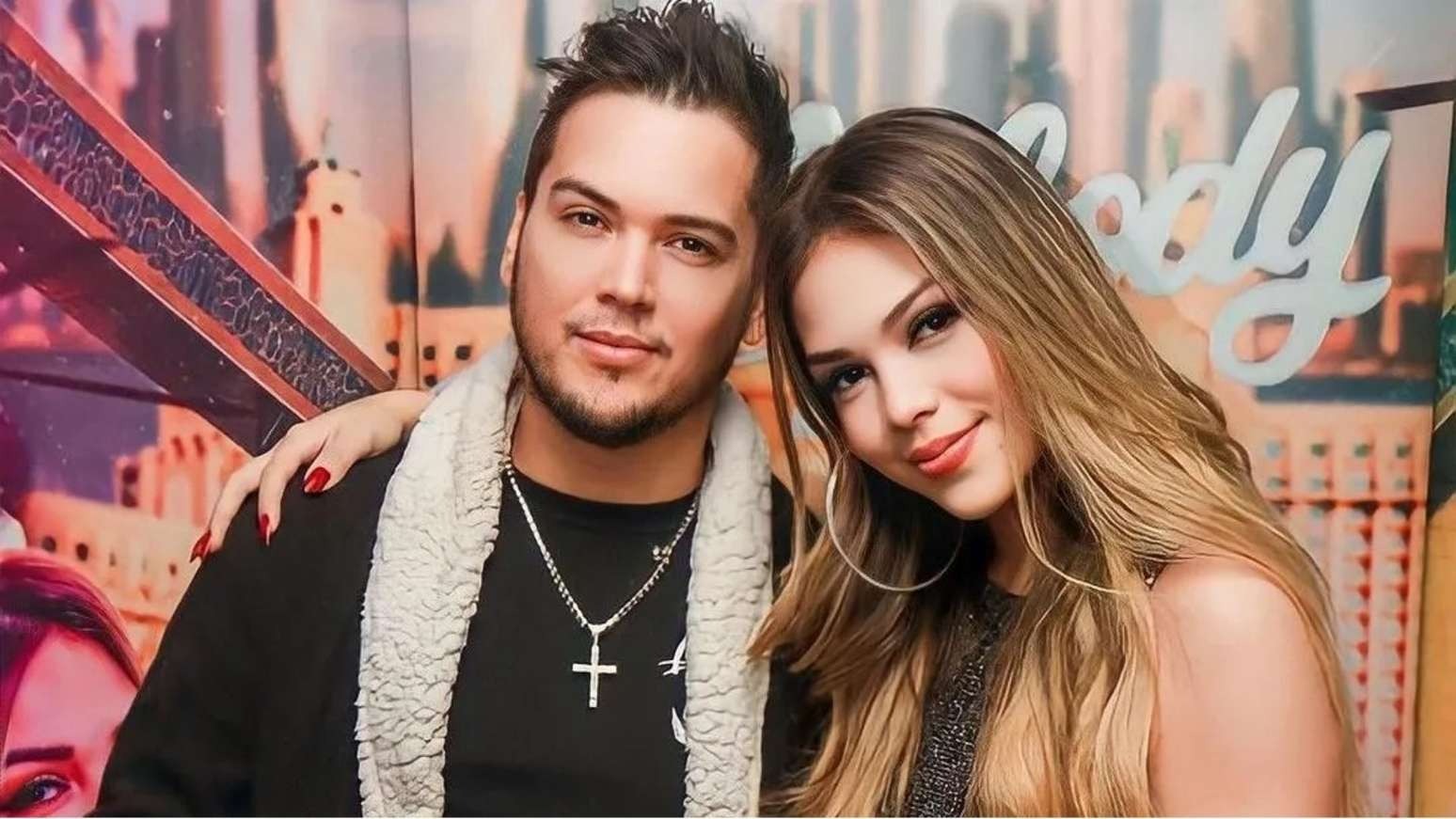 Pai de Melody assume namoro com jovem de 22 anos após confusão em academia Pai de Melody assume namoro com jovem de 22 anos após confusão em academia
