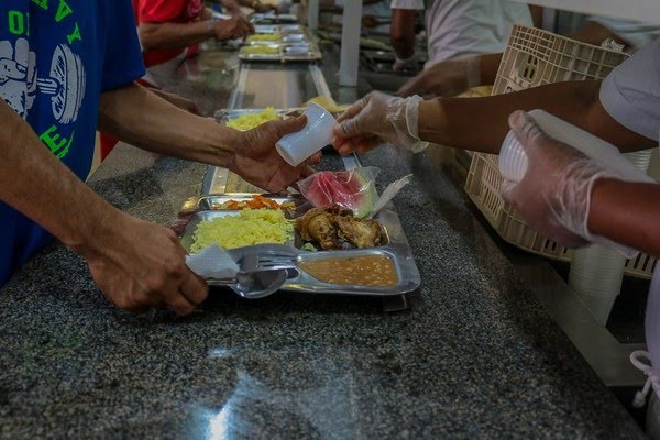 DPE cobra responsabilização de prefeito de Belém e bloqueia R$ 2,3 milhões por atraso em reabertura do Restaurante Popular