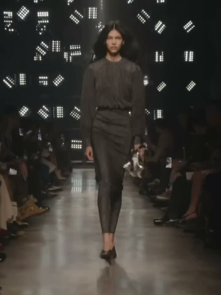 Acreana Gabriely Dobbins brilha entre brasileiras em semanas de moda internacionais