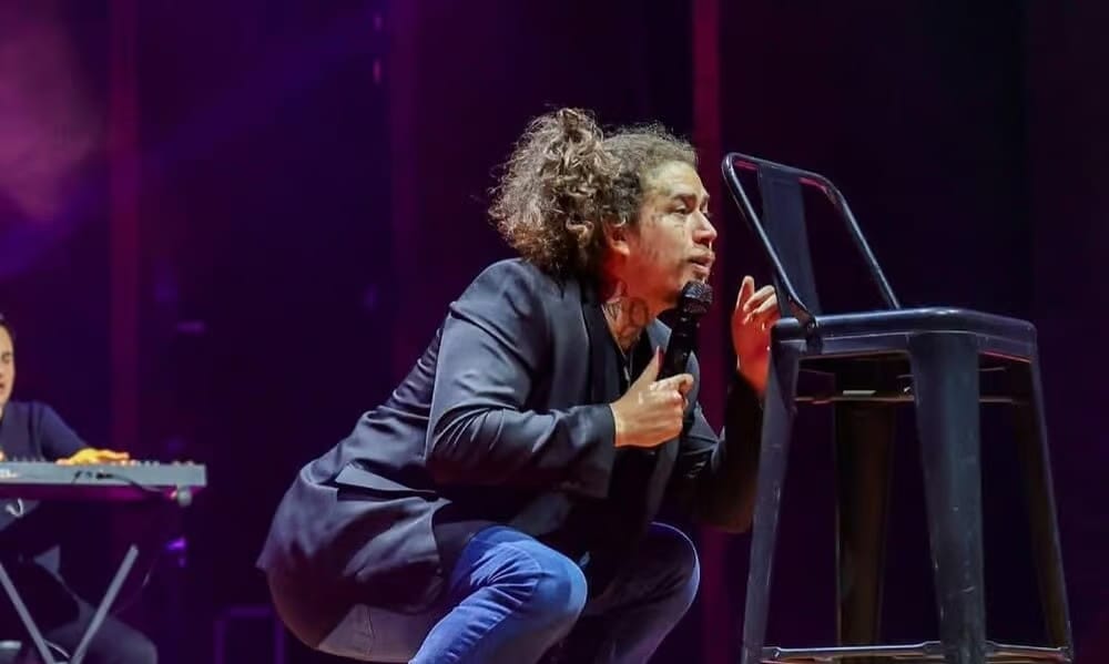 Whindersson Nunes encerra passagem por Rio Branco com show no Teatro da Ufac