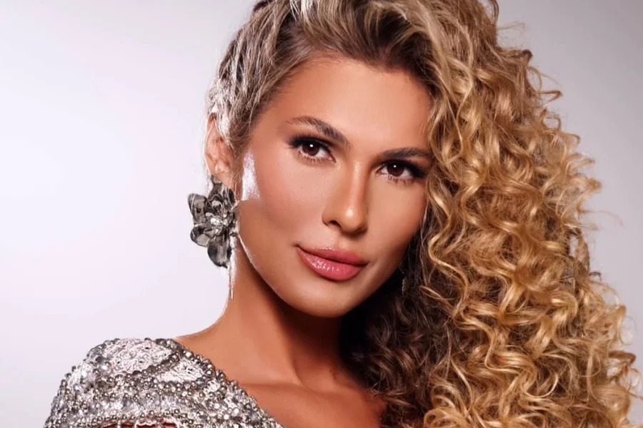 Lívia Andrade desabafa após crise de neuralgia: “Pior dor da vida”