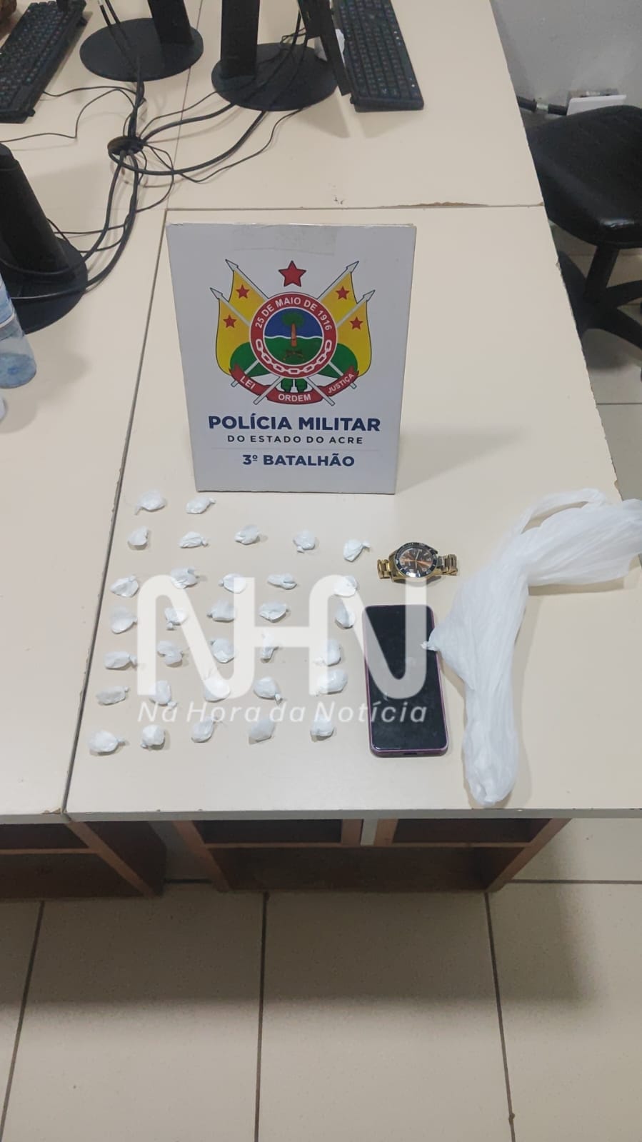 Força Tática II do 3º Batalhão prende homem com mais de 30 papelotes de cocaína em Rio Branco Força Tática II do 3º Batalhão prende homem com mais de 30 papelotes de cocaína em Rio Branco