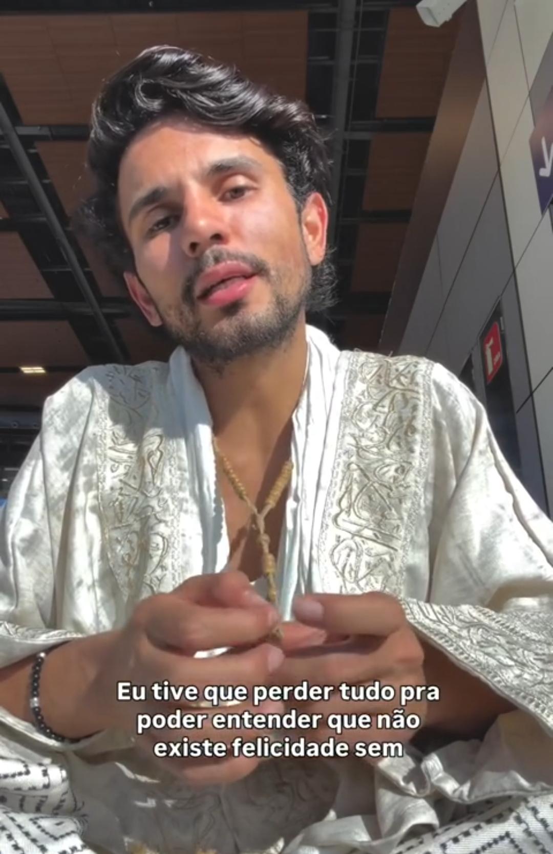 Lucas Dourado ressurge na Páscoa com vídeo religioso e pede perdão após boatos de morte Lucas Dourado ressurge na Páscoa com vídeo religioso e pede perdão após boatos de morte