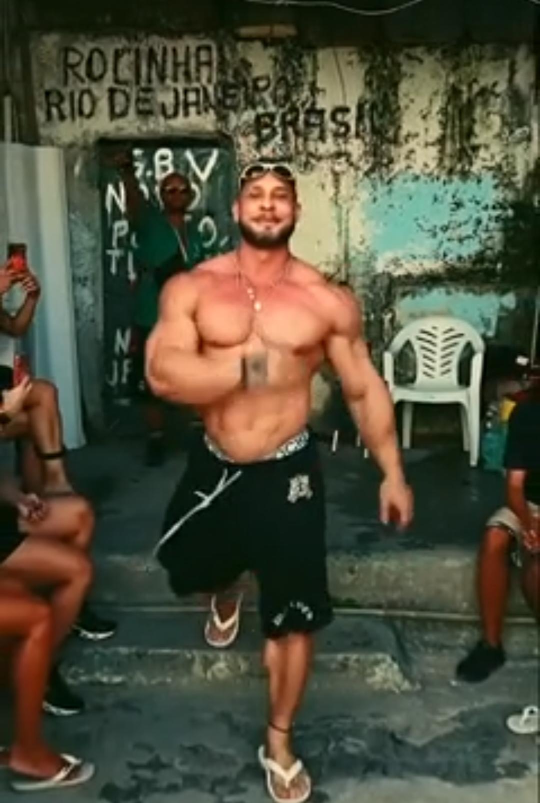 Vídeo de Ramon Dino em comunidade do Rio ultrapassa 10 milhões de visualizações Vídeo de Ramon Dino em comunidade do Rio ultrapassa 10 milhões de visualizações