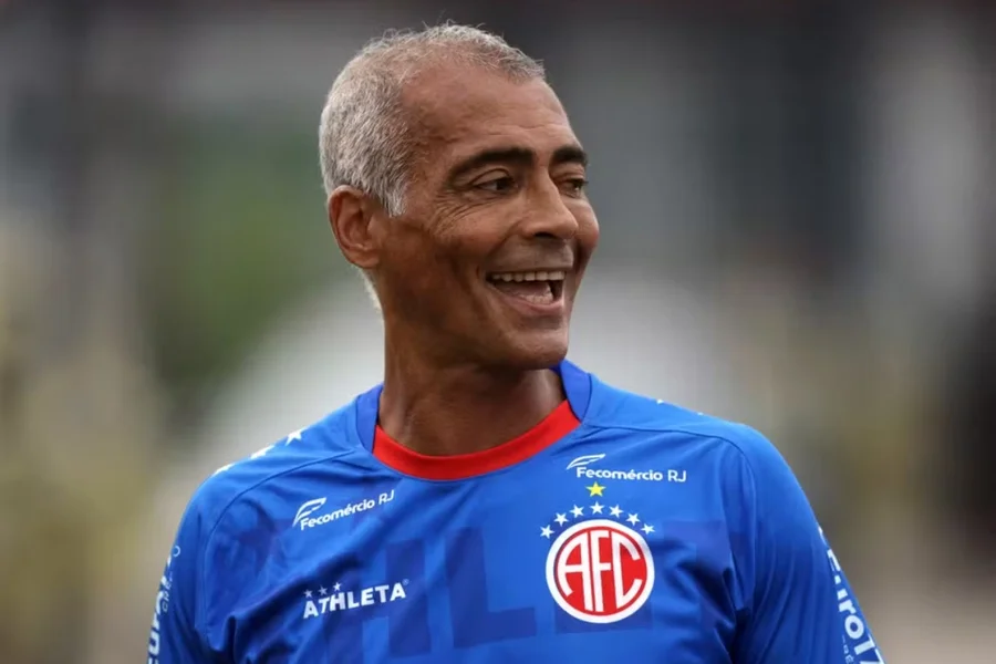 Namoro de Romário terminou após flagra com amiga da ex? Entenda
