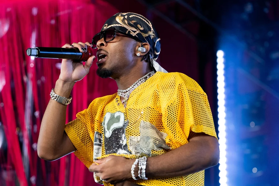 Rapper D4vd é preso por matar e esquartejar adolescente de 14 anos