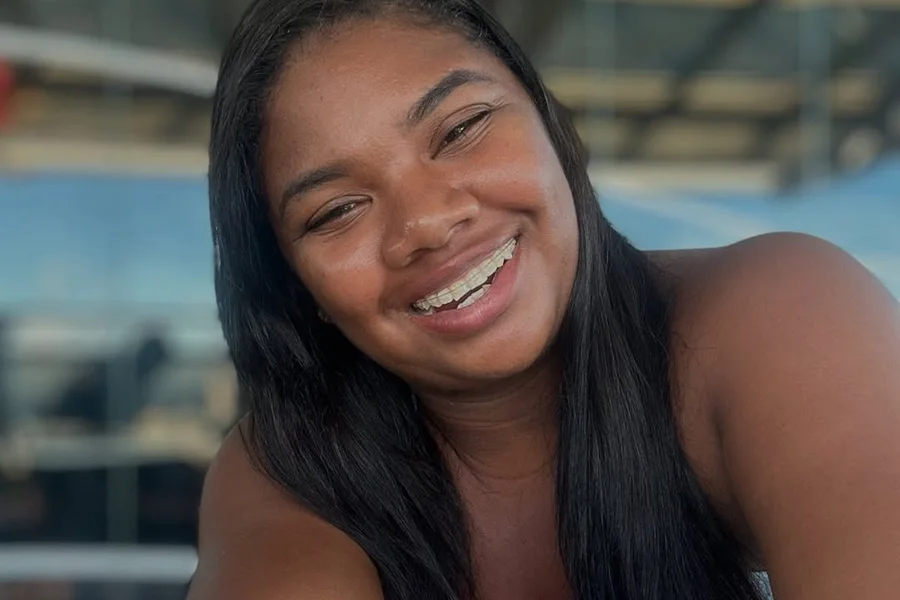 Raquel Brito, irmã de Davi Brito, anuncia primeira gravidez