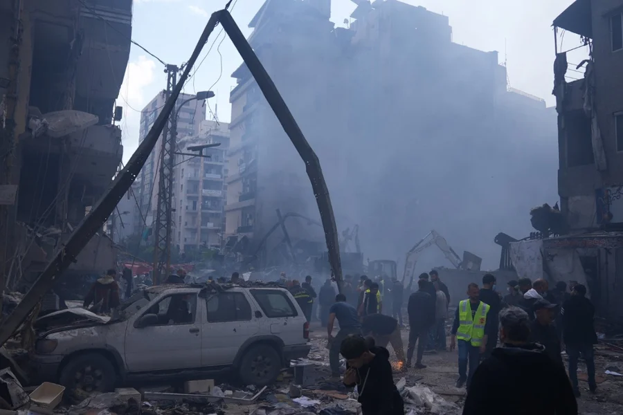 Guerra com Israel faz sírios refugiados no Líbano voltarem para Síria Guerra com Israel faz sírios refugiados no Líbano voltarem para Síria