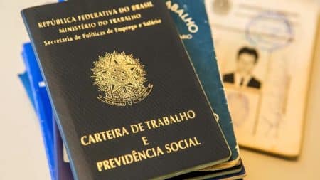 Renda recorde: salário médio do brasileiro atinge R$ 3,7 mil e desemprego é o menor em 14 anos
