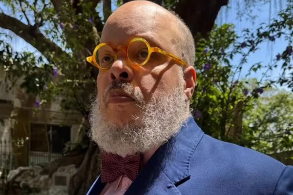 Ed Motta diz que se sentiu “chateado” com cobrança em restaurante