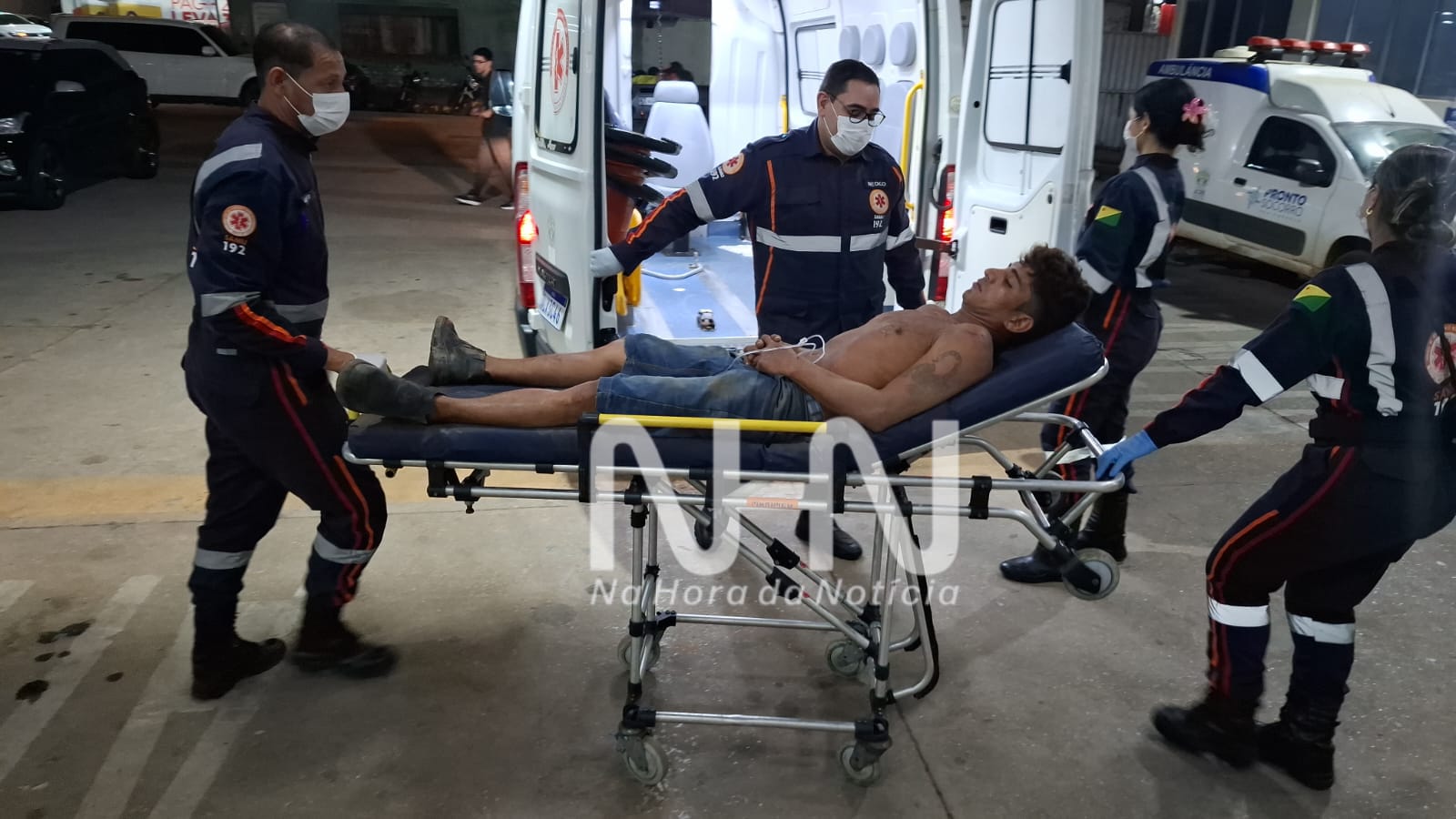 Ataque com ripas de madeira deixa homem ferido e mobiliza equipe do SAMU em Rio Branco Ataque com ripas de madeira deixa homem ferido e mobiliza equipe do SAMU em Rio Branco