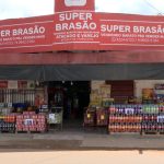 Criminosos invadem supermercado pelo telhado e furtam dinheiro e mercadorias em Rio Branco
