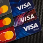 Cuba suspende transações com Visa e Mastercard após sanções dos EUA