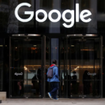 Google recebe multa de 890 milhões de euros por desrespeitar regras da UE Google recebe multa de 890 milhões de euros por desrespeitar regras da UE