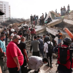 Após terremotos, venezuelanos lideram resgates sob acusações contra militares Após terremotos, venezuelanos lideram resgates sob acusações contra militares