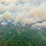 Canadá se prepara para evacuar comunidade em Ontário enquanto incêndios sufocam EUA Canadá se prepara para evacuar comunidade em Ontário enquanto incêndios sufocam EUA