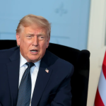Trump volta a atacar imprensa dos Estados Unidos e exalta vitória eleitoral