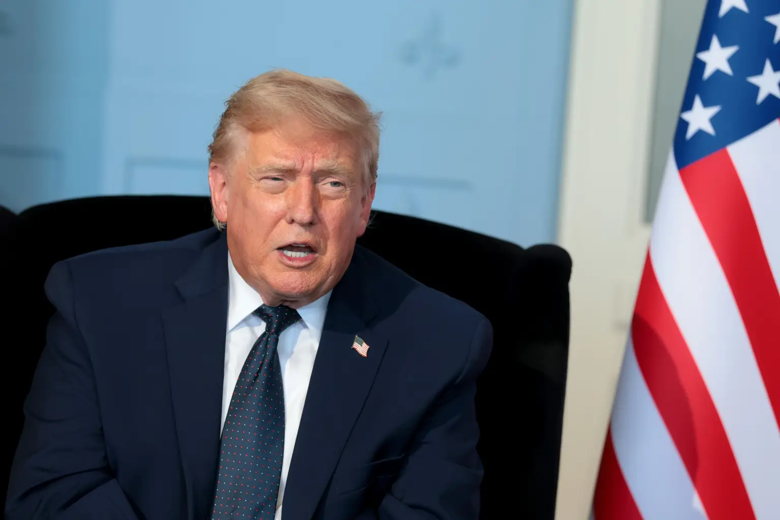 Trump volta a atacar imprensa dos Estados Unidos e exalta vitória eleitoral Trump volta a atacar imprensa dos Estados Unidos e exalta vitória eleitoral