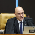 Moraes mantém Bolsonaro em domiciliar, mas proíbe visitas e manifestos políticos Moraes mantém Bolsonaro em domiciliar, mas proíbe visitas e manifestos políticos