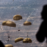 EUA afirmam que militares foram mortos na Jordânia; líder do Irã faz advertência