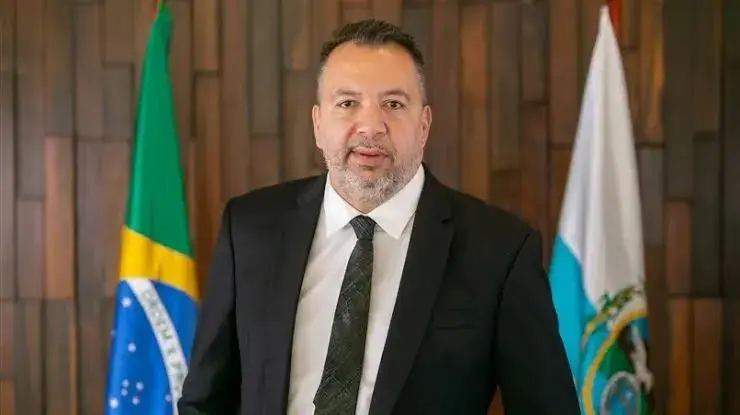 Moraes concede liberdade provisória a Márcio Canella, flagrado com fuzil no carro Moraes concede liberdade provisória a Márcio Canella, flagrado com fuzil no carro