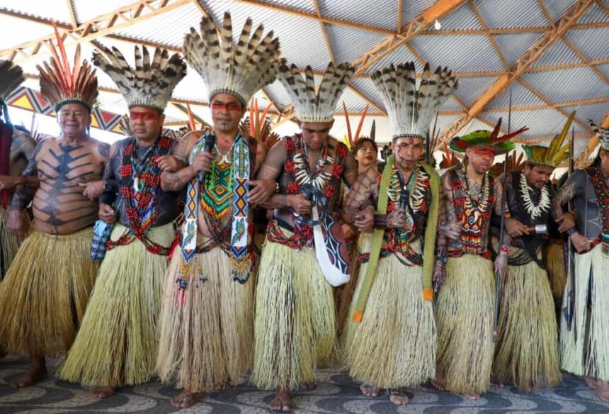 Festival Puyanawa celebra tradição indígena com cultura e rituais Festival Atsa Puyanawa reúne cultura, rituais e tradição indígena em Mâncio Lima; veja a programação
