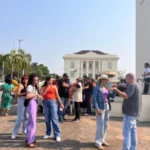 Sinteac mobiliza servidores para ato em frente ao Palácio Rio Branco por recomposição salarial