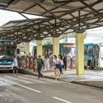 Crise no transporte público: RBTrans convoca donos de vans, micro-ônibus e ônibus para reforçar frota em Rio Branco