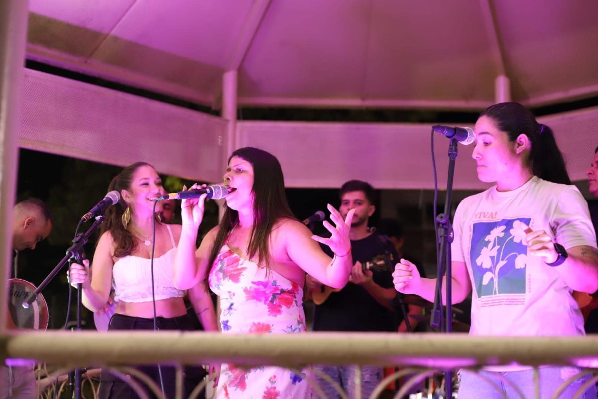 Cultura na Praça: Um domingo de arte e solidariedade em Rio Branco ‘Cultura na Praça’ movimenta a Praça Povos da Floresta neste domingo com teatro, pagode e feira solidária