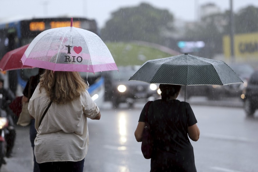 Oeste do Acre terá chuvas com trovoadas nesta quinta e sexta, aponta Inmet Oeste do Acre terá chuvas com trovoadas nesta quinta e sexta, aponta Inmet