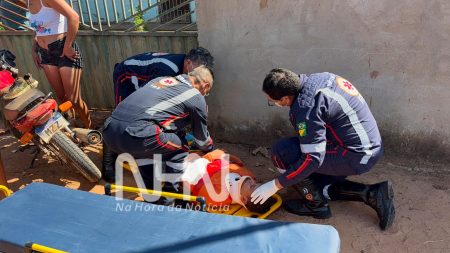 Motociclista perde controle em curva, bate contra muro e portão de residência e fica desacordado em Rio Branco Motociclista perde controle em curva, bate contra muro e portão de residência e fica desacordado em Rio Branco